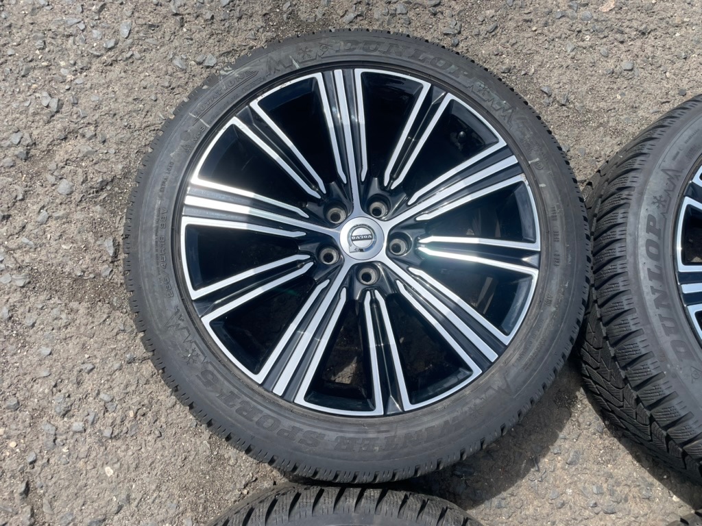 zánovní originální sada kol VOLVO V60
