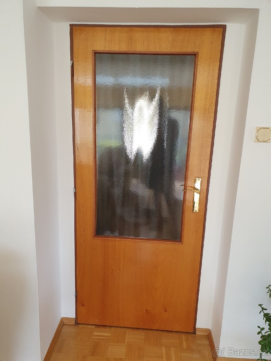 Vstupní i interiérové dveře