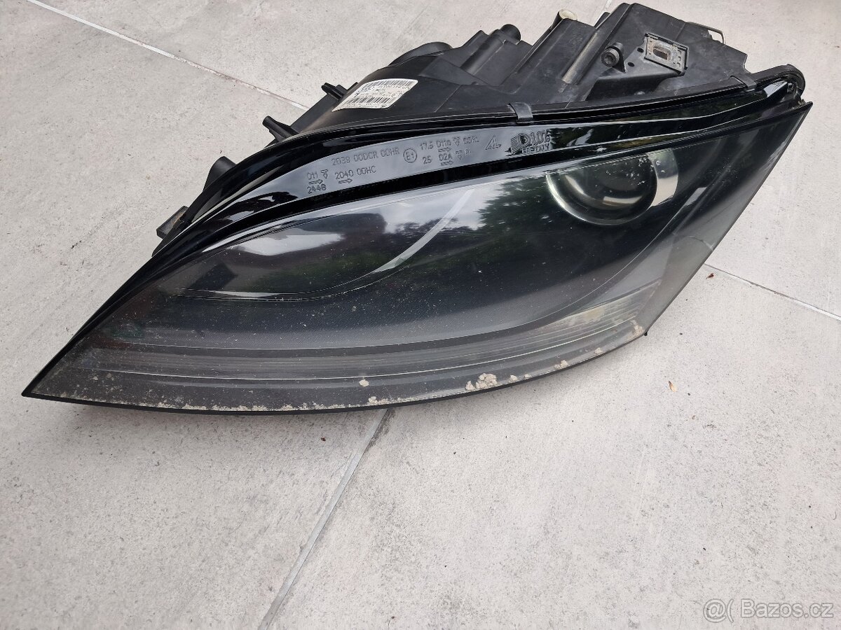Světlomet levý Audi TT