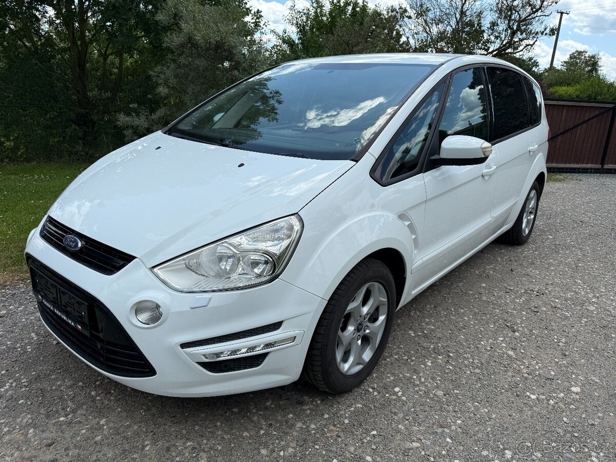 Ford S-Max 2.0TDCI.120KW,Navi,7 Míst,Tažné, 2014