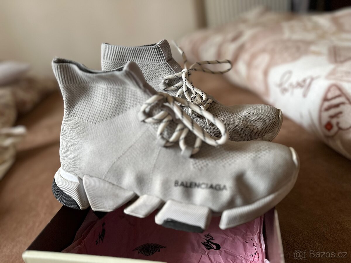 Balenciaga látkové