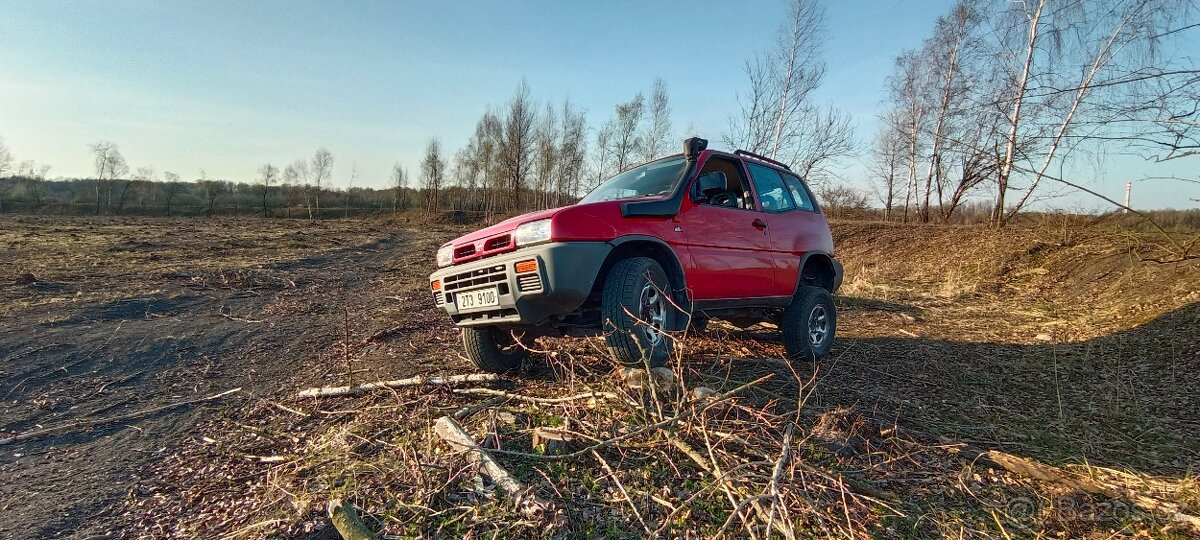 Nabízím přední světla Nissan Terrano 2
