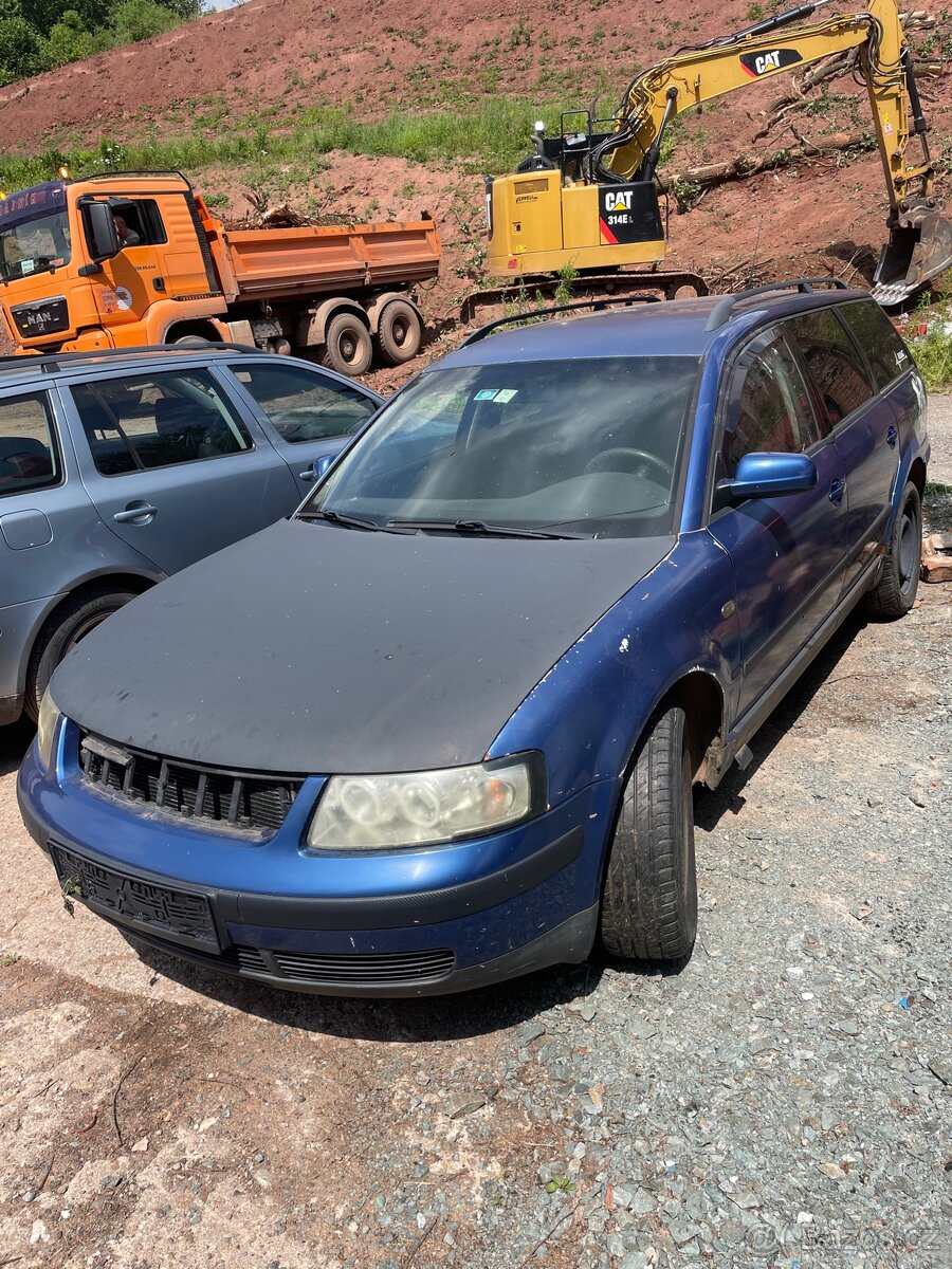 Passat b5 1.9tdi 81kw - díly nebo celek