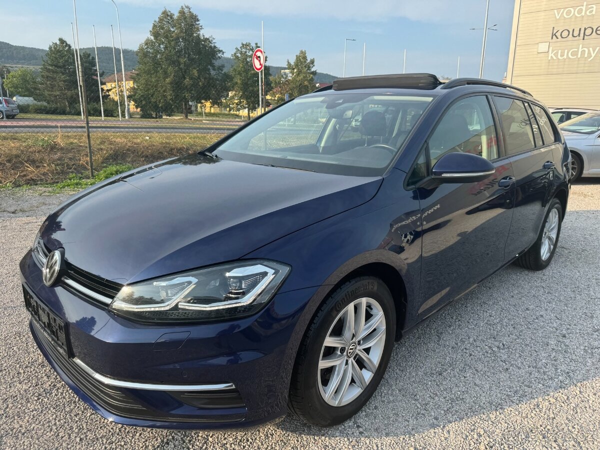 Volkswagen Golf 1.6 TDi 85kW DSG LED NAVI PANORAMA ALU DPH