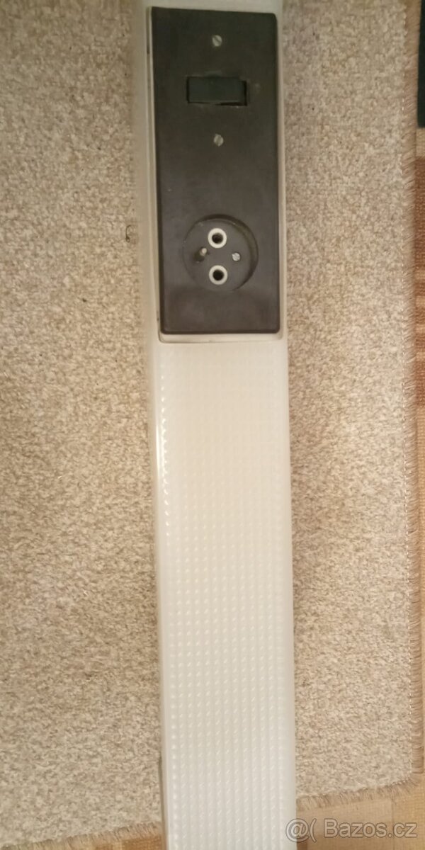 Staré retro kuchyňské světlo Pokrok Žilina