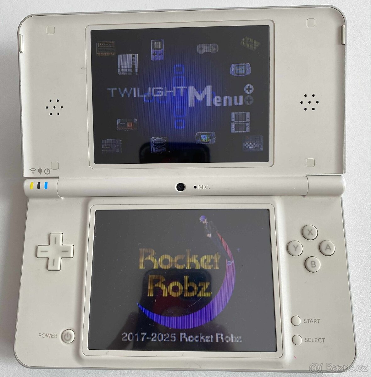 Nintendo DSi LL White + 64gb