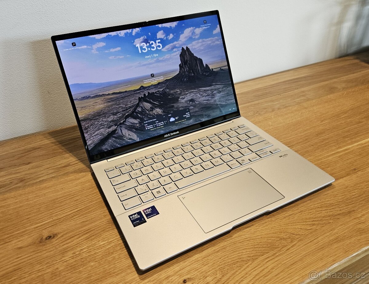 ASUS Zenbook 14 - i7, 32GB, 1TB, OLED, dotyk, záruka 3/2028
