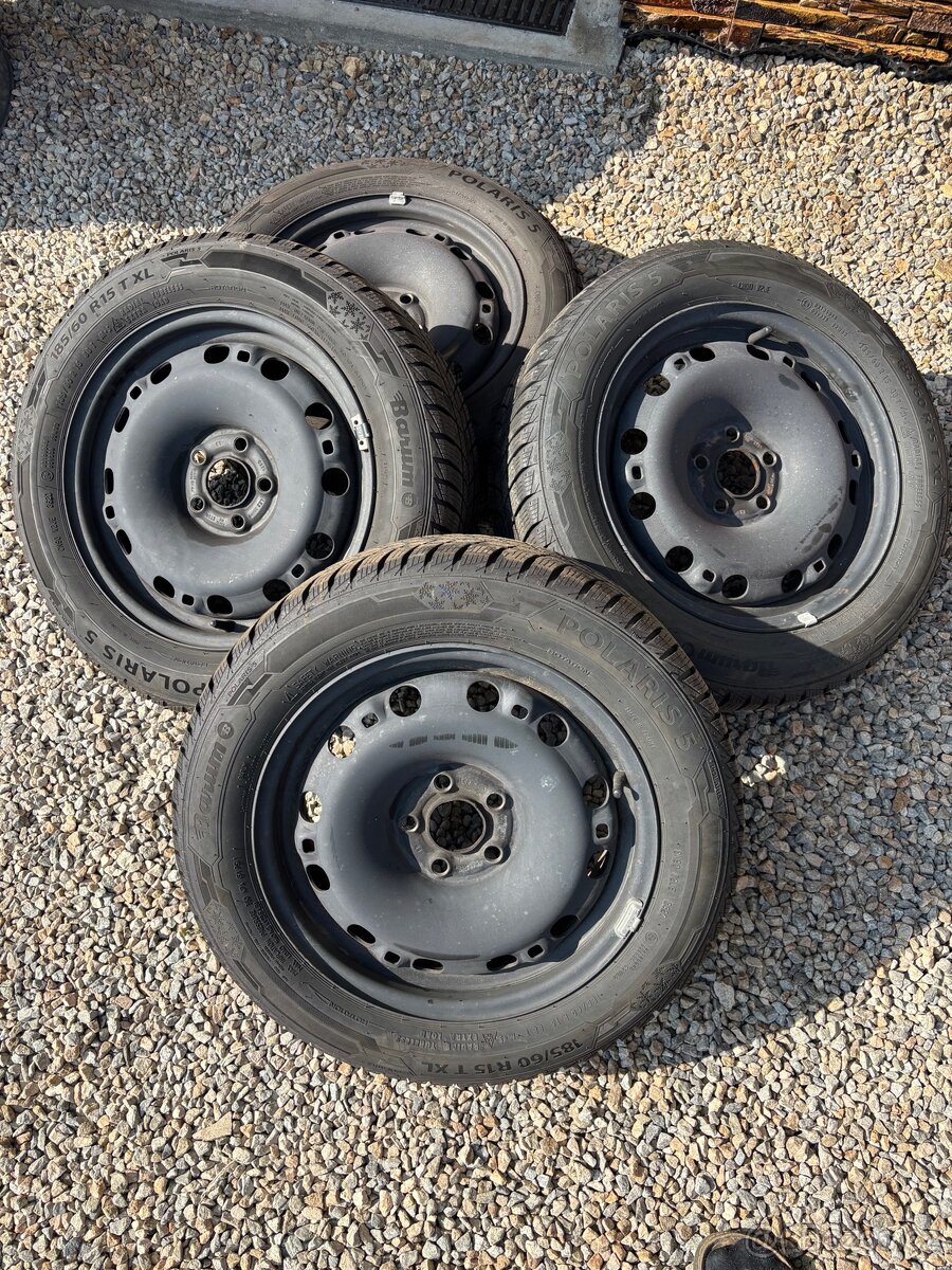 Sada kompletnich kol škoda Rapid, fabia 3 185/60 R15