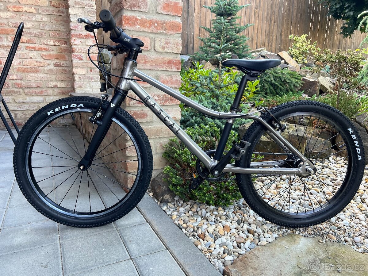 Vynikající dětské kolo RASCAL, vel. 20