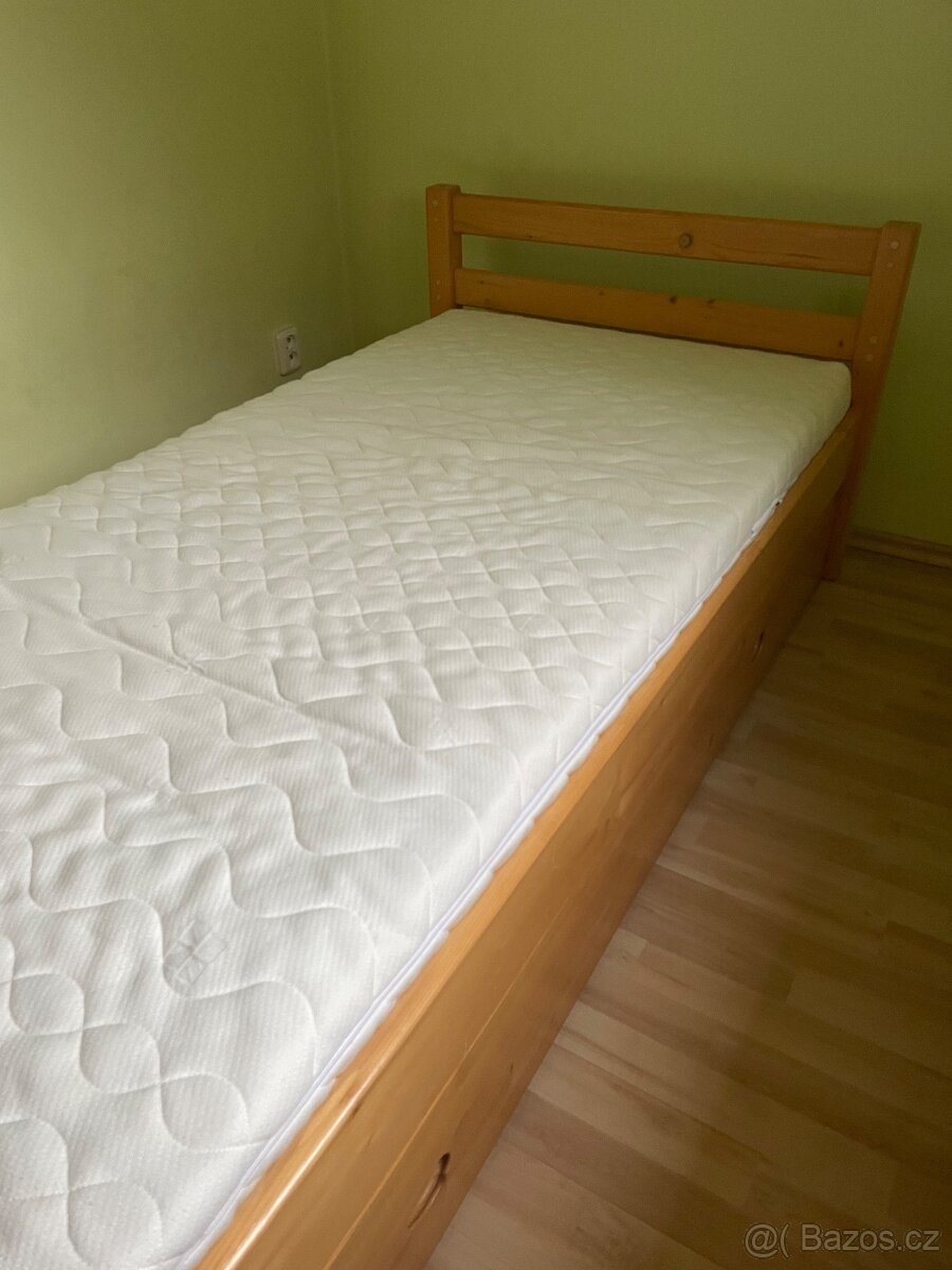 Postel z masivu 90x200