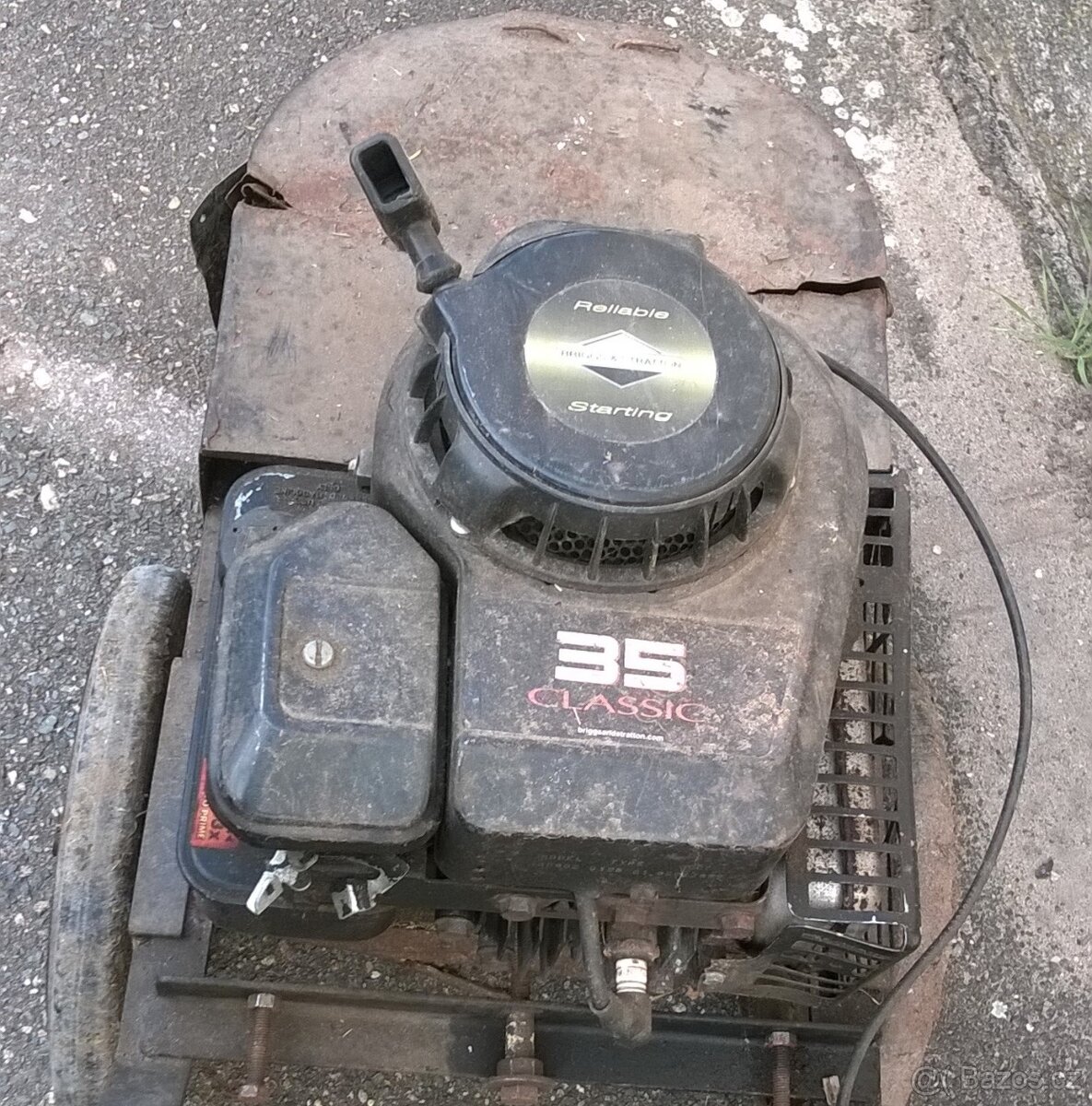 Benzínový motor do trávní sekačky