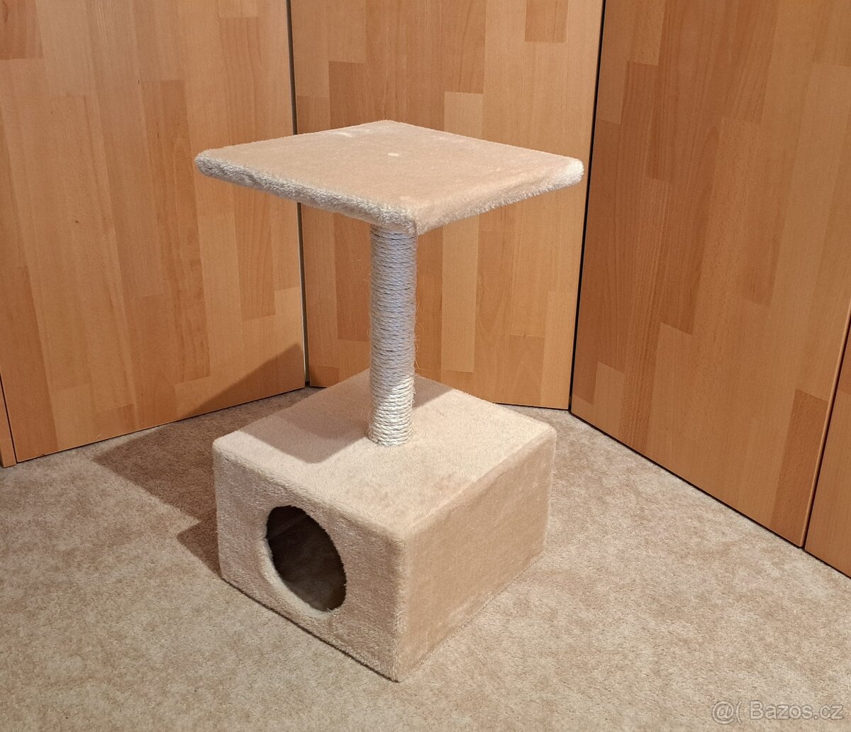Prodám NOVÉ škrabadlo a odpočívadlo pro kočku