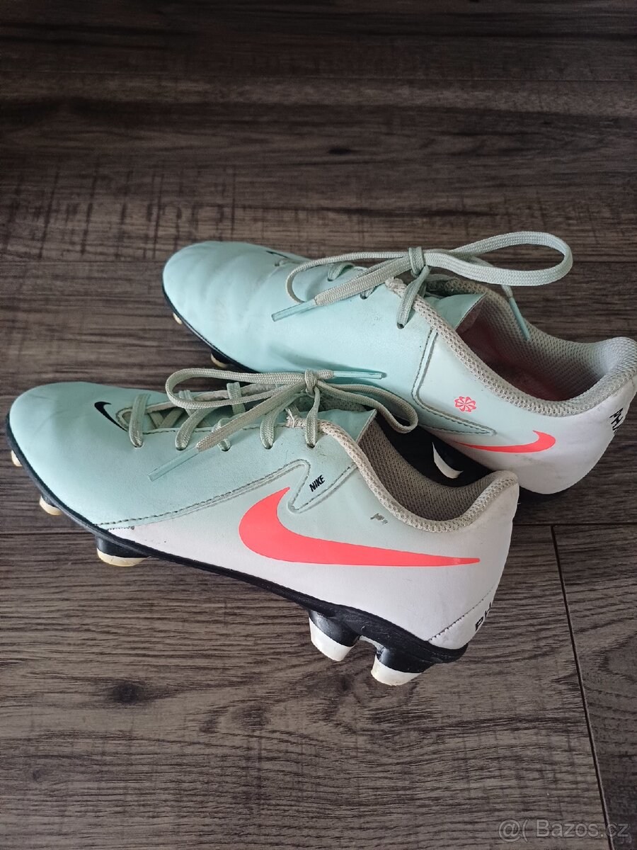 Detske kopačky nike phantom vel.32