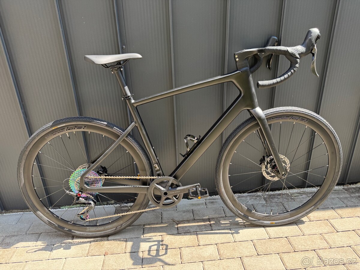 Gravel karbonové kolo 1x12 - NOVÉ + DÁREK