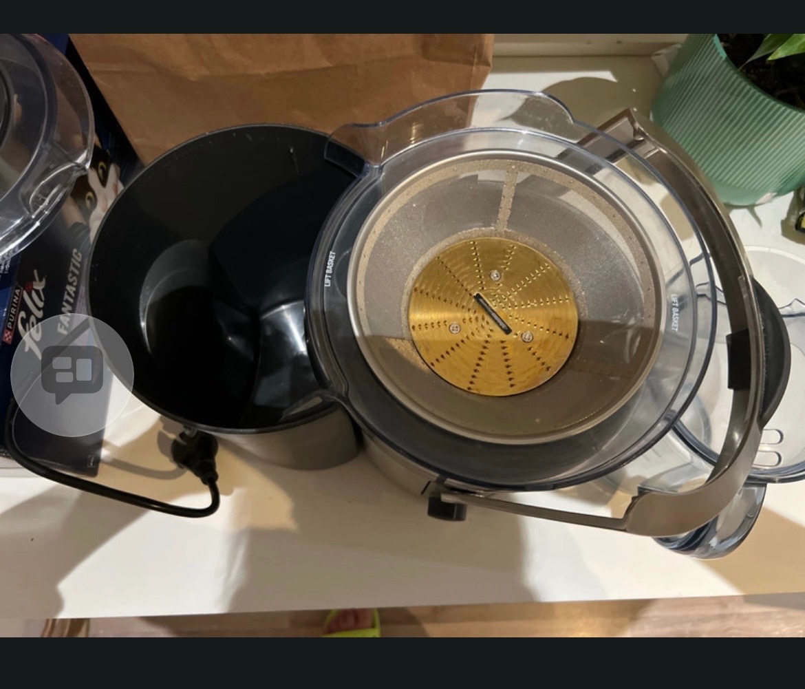 odšťavňovač Catler JE 4010