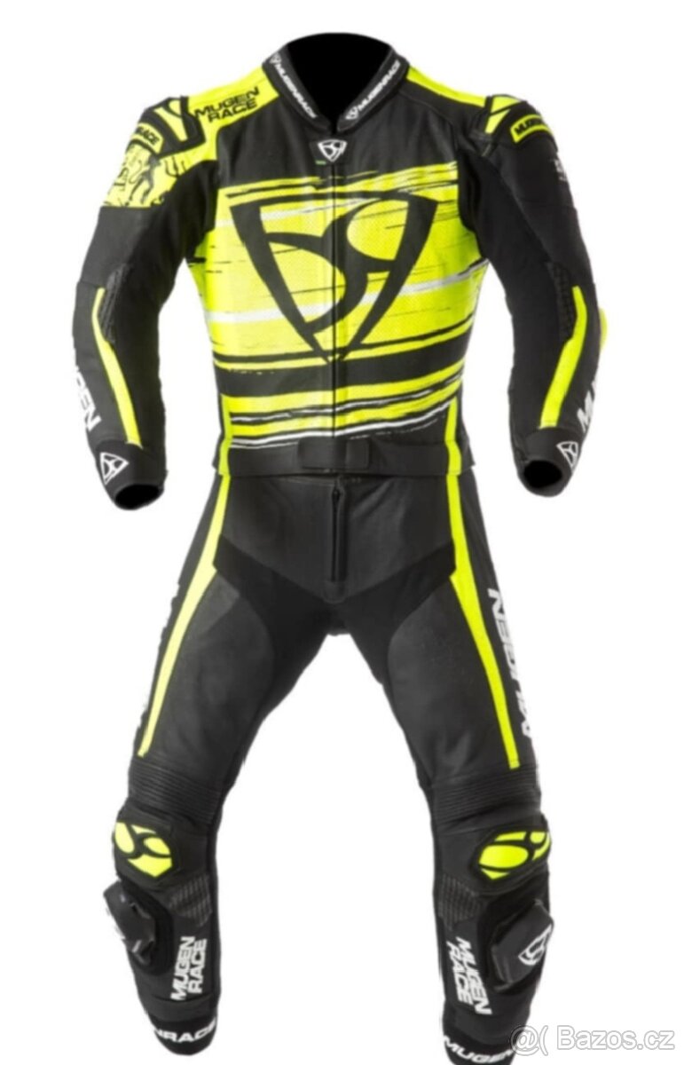 Motorkářská kombinéza