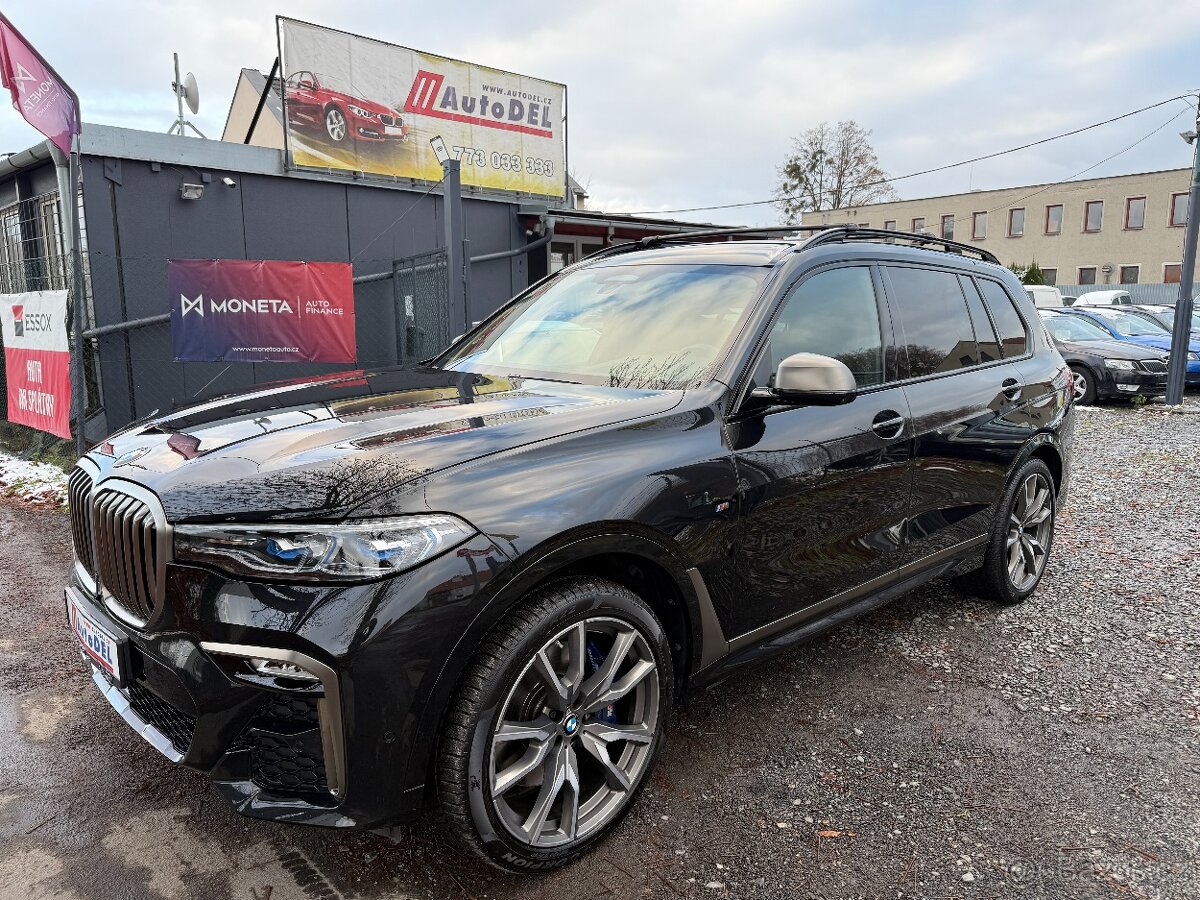 BMW X7 3.0 M50d DPH, 7MÍST, TOP STAV, MAX VÝBAVA