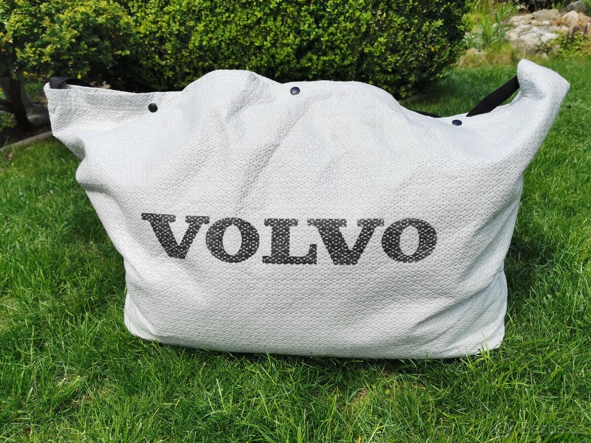 Originální krycí plachta na Volvo S80