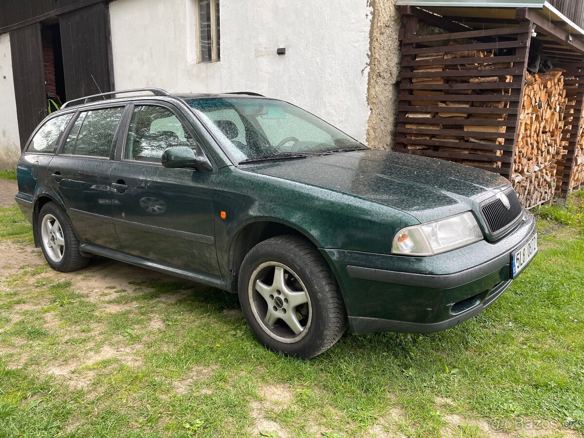 Škoda Octavia 1,6 74kw rv 2000