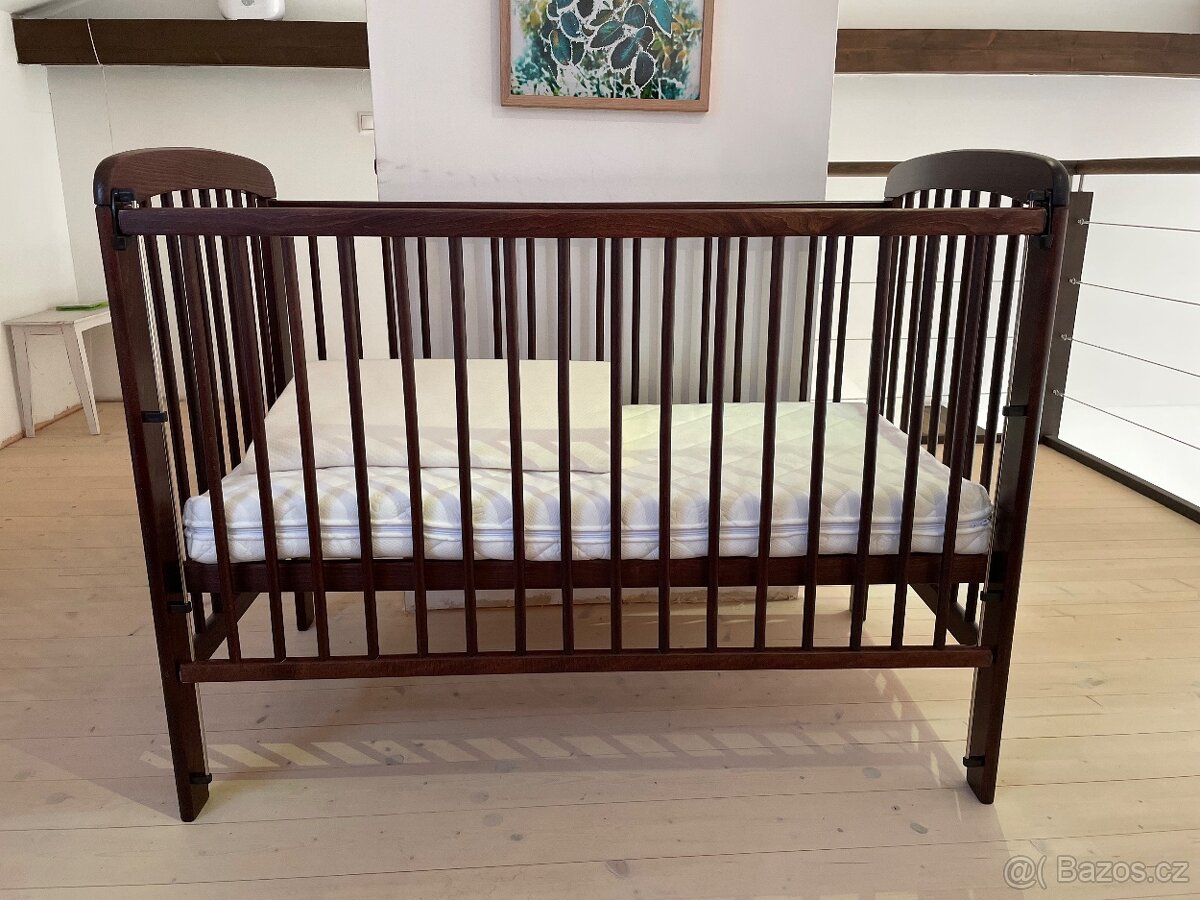 Dětská postýlka 120x60