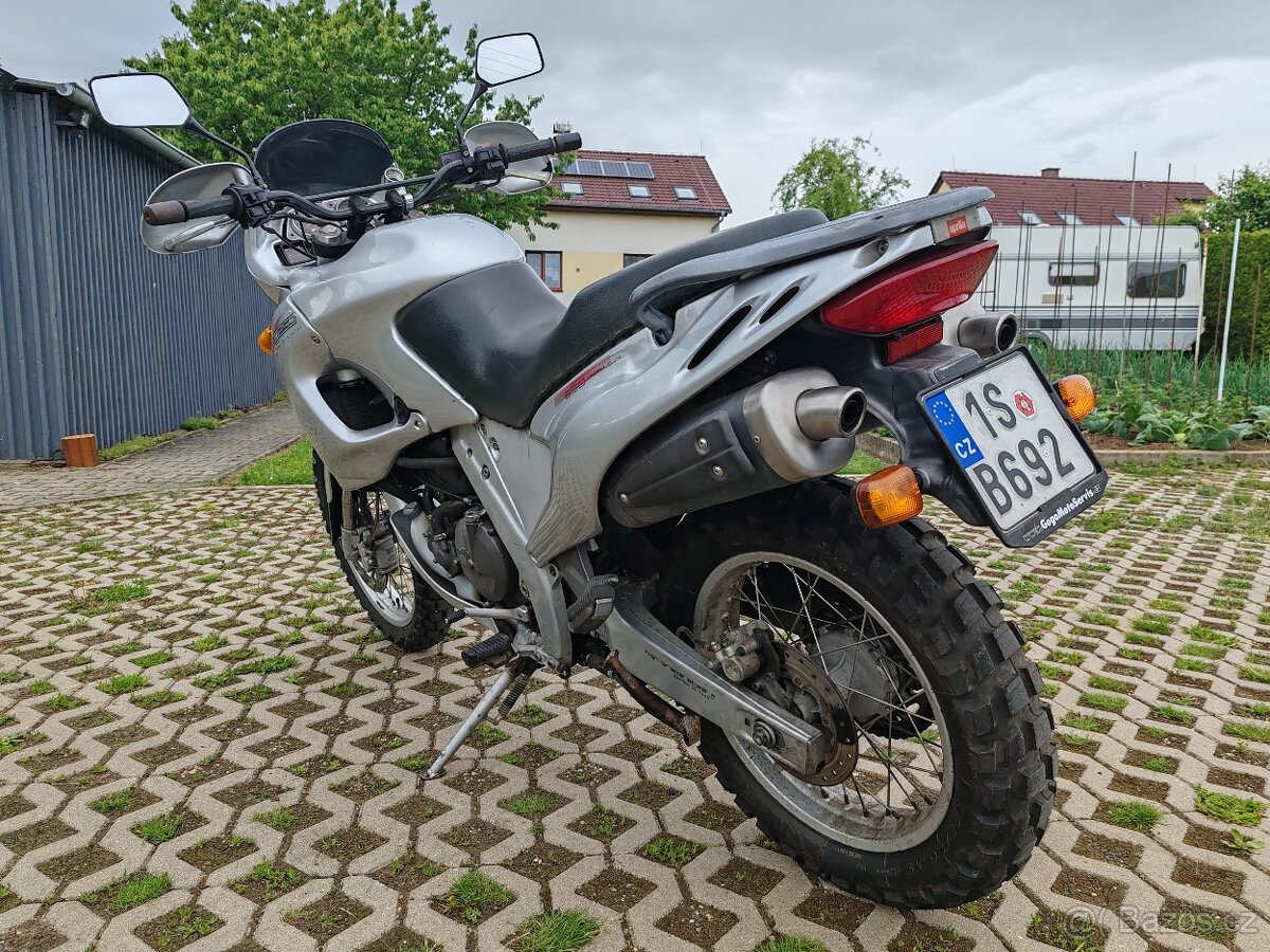 Aprilia Pegaso 650