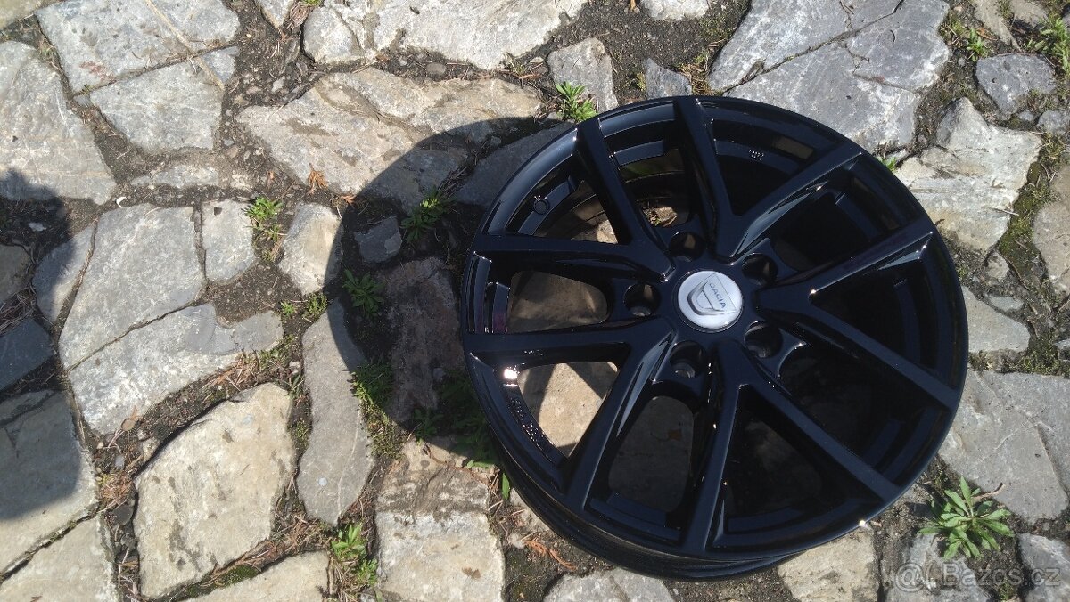 prodám nová al kola 16 5x114,3 na DACIA DUSTER