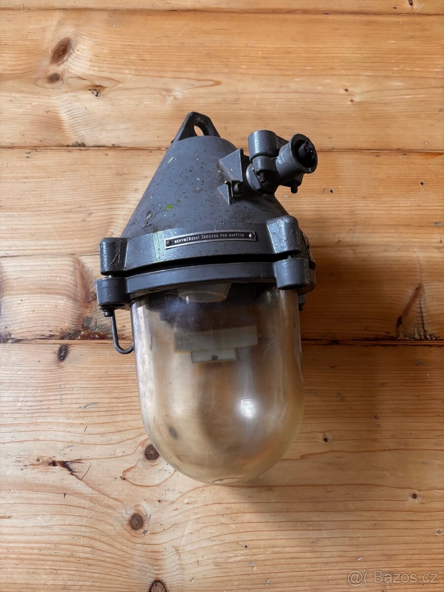 Průmyslové světlo lampa retro vintage