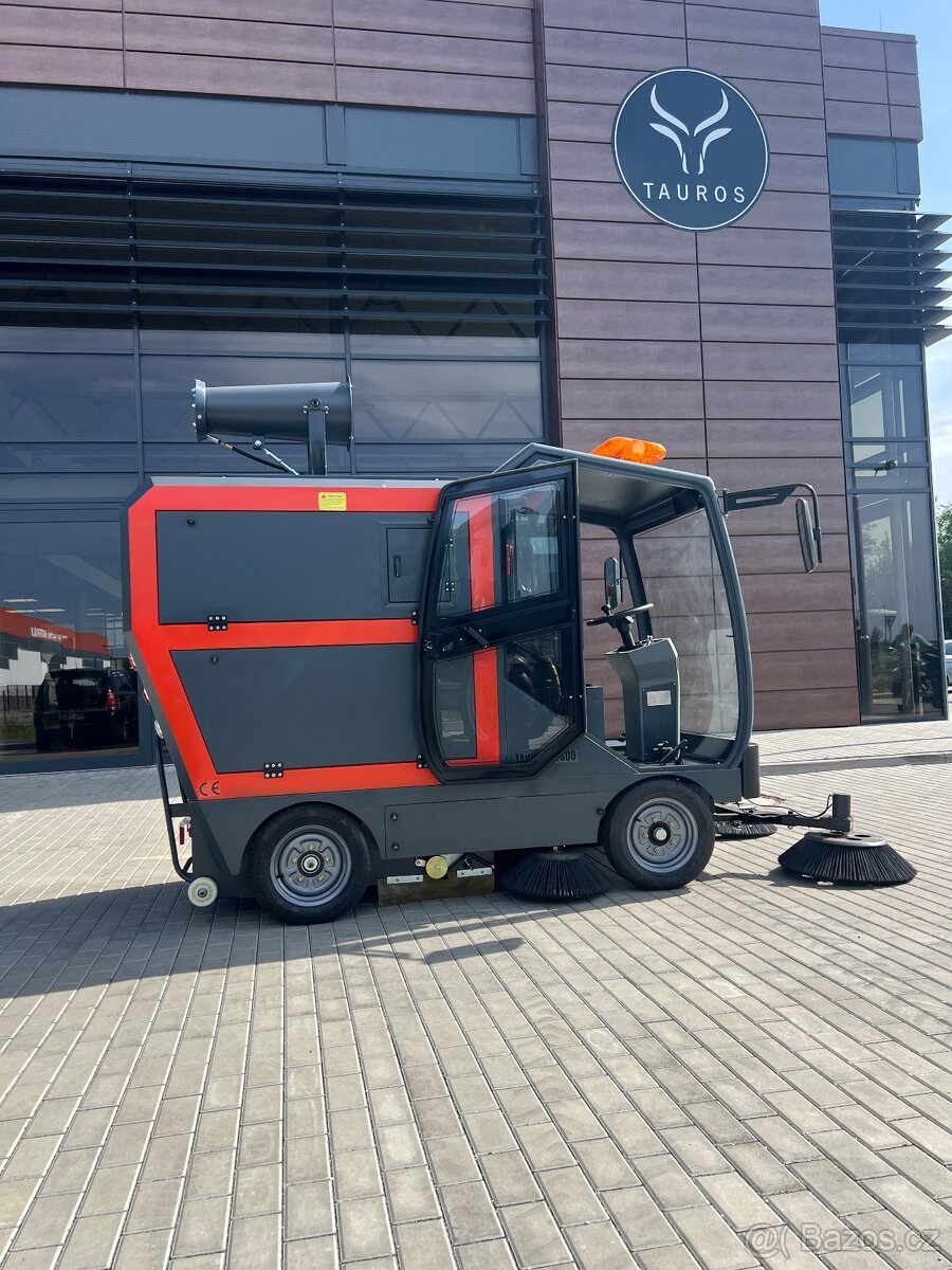 Profesionální elektrický čistič Tauros K2300e