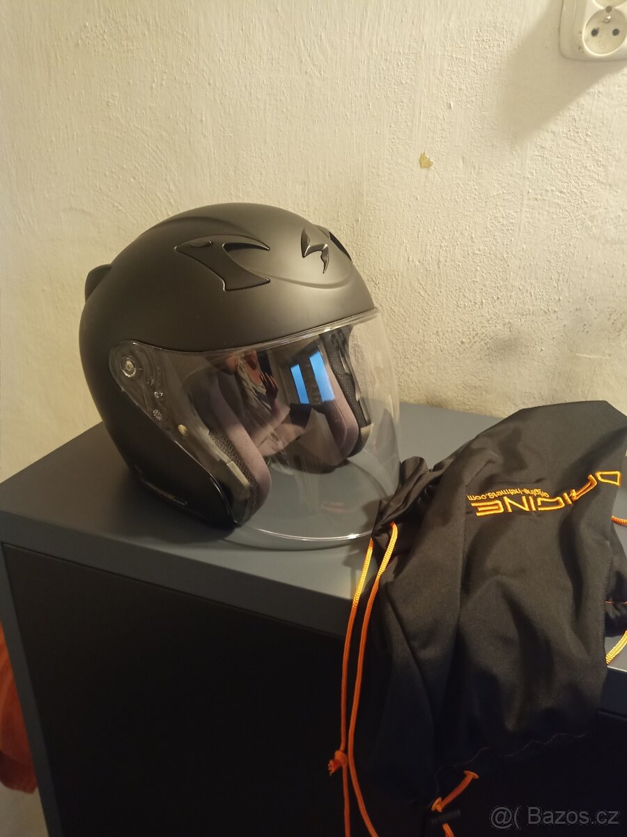Nepoužitá otevřená helma Scorpion