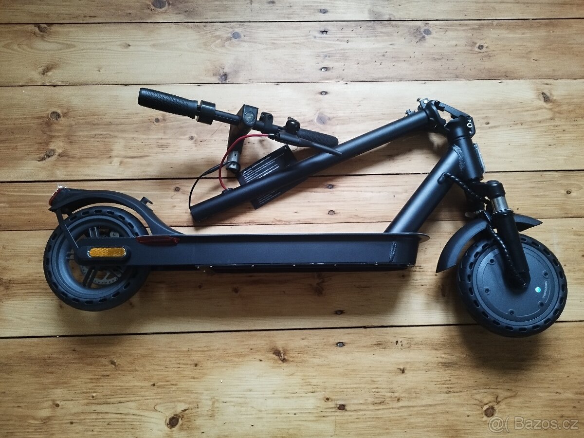 Elektrokoloběžka Sencor Scooter S30