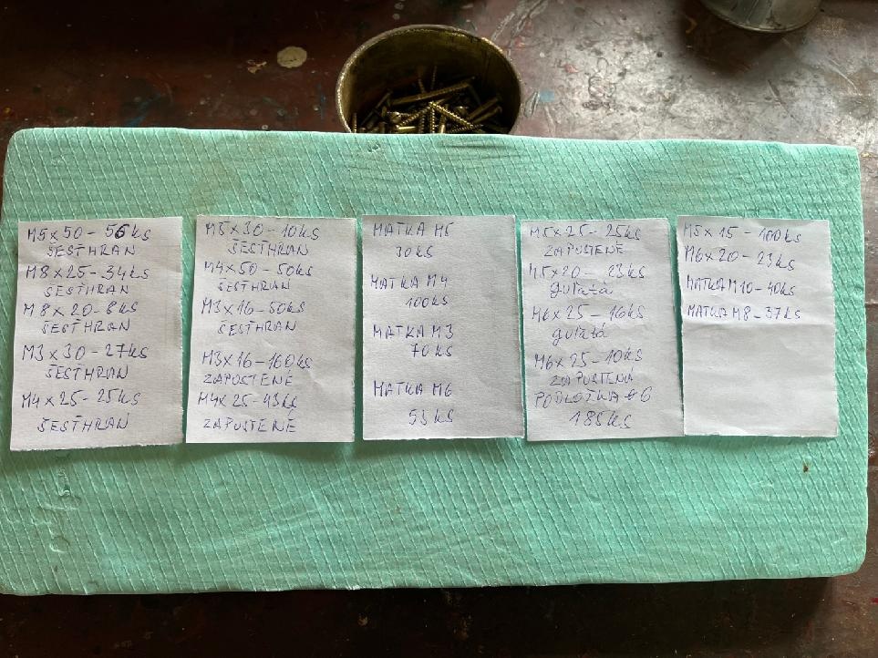 Spojovací materiál