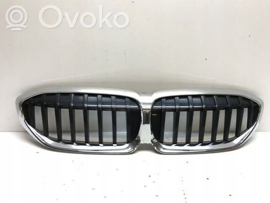 Chromová maska z BMW G20 M Sport