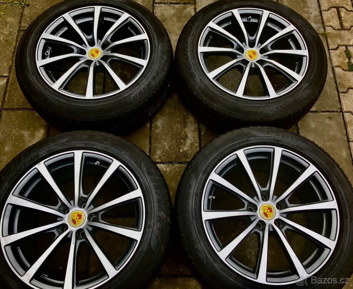 Alu kola Porsche Macan zimní sada Pirelli Čidla tlaku