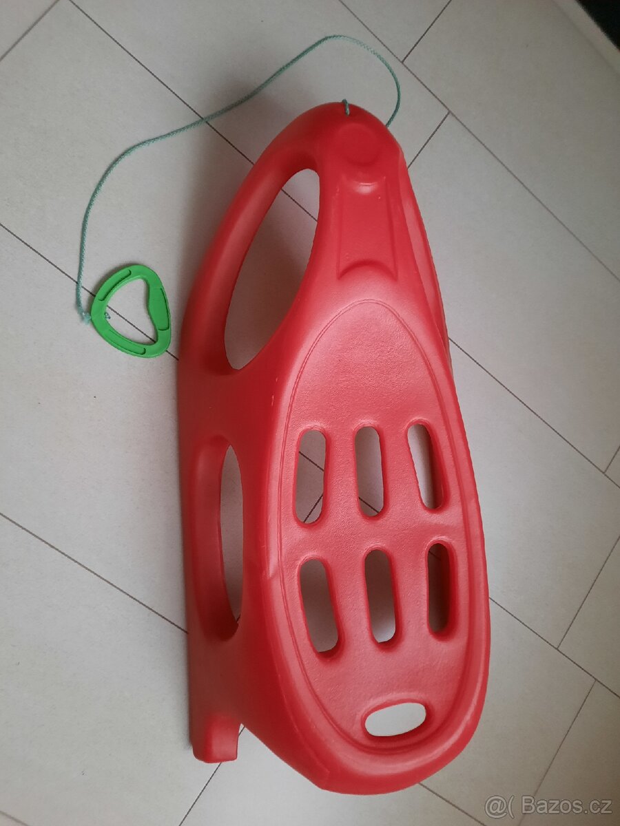 Saně plastové