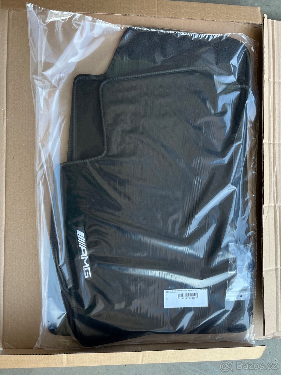 Autokoberečky Mercedes-Benz řady M W163 AMG