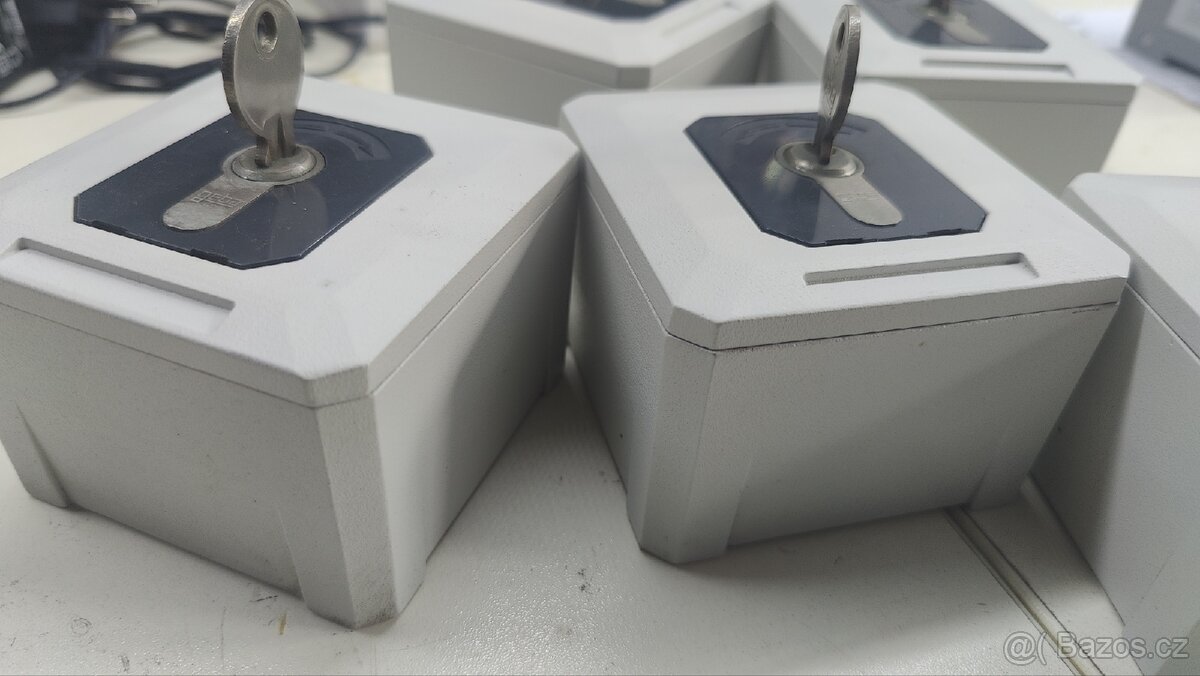 Prodám klíčový roletový ovladač, spínač