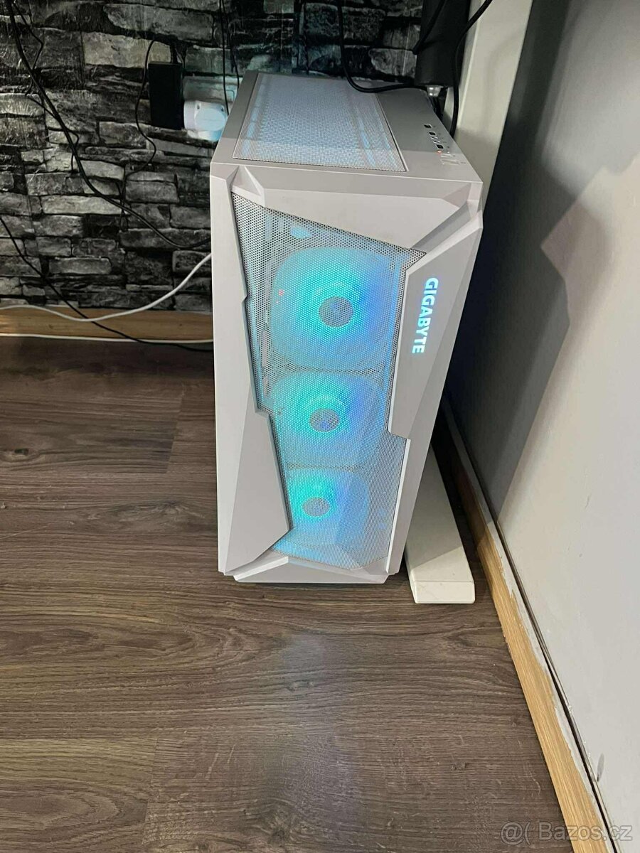 HERNI PC