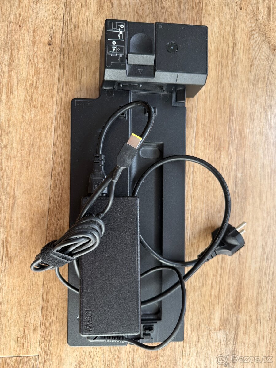 Lenovo ThinkPad Pro Docking Station 135W pro Lenovo T14