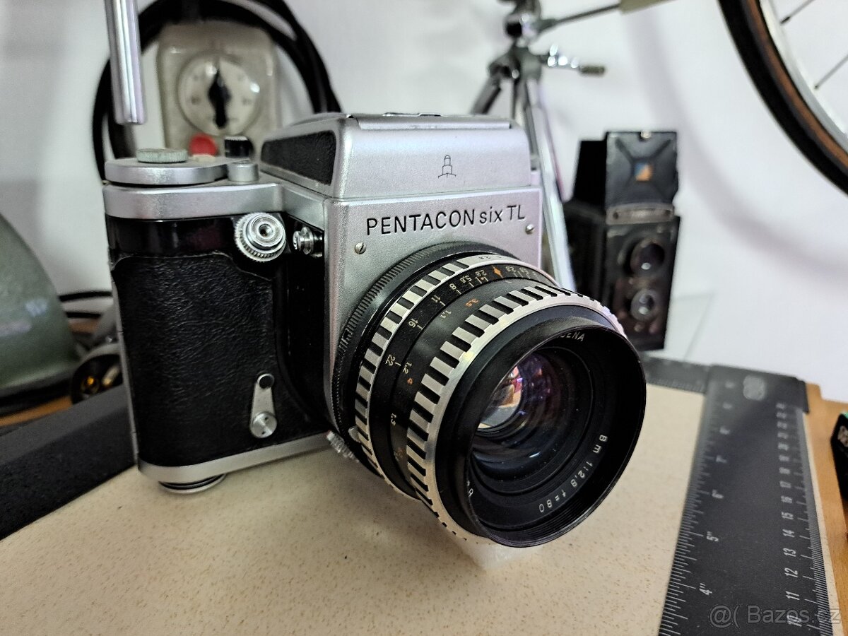 Pentacon Six 6x6