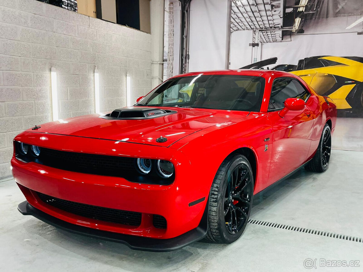 Dodge Challenger 6.4 Hemi R/T Scatpack Shaker 2021