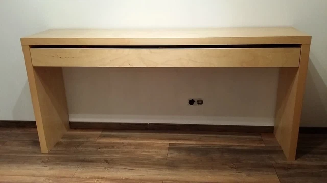 IKEA MALM stolek + sklo -