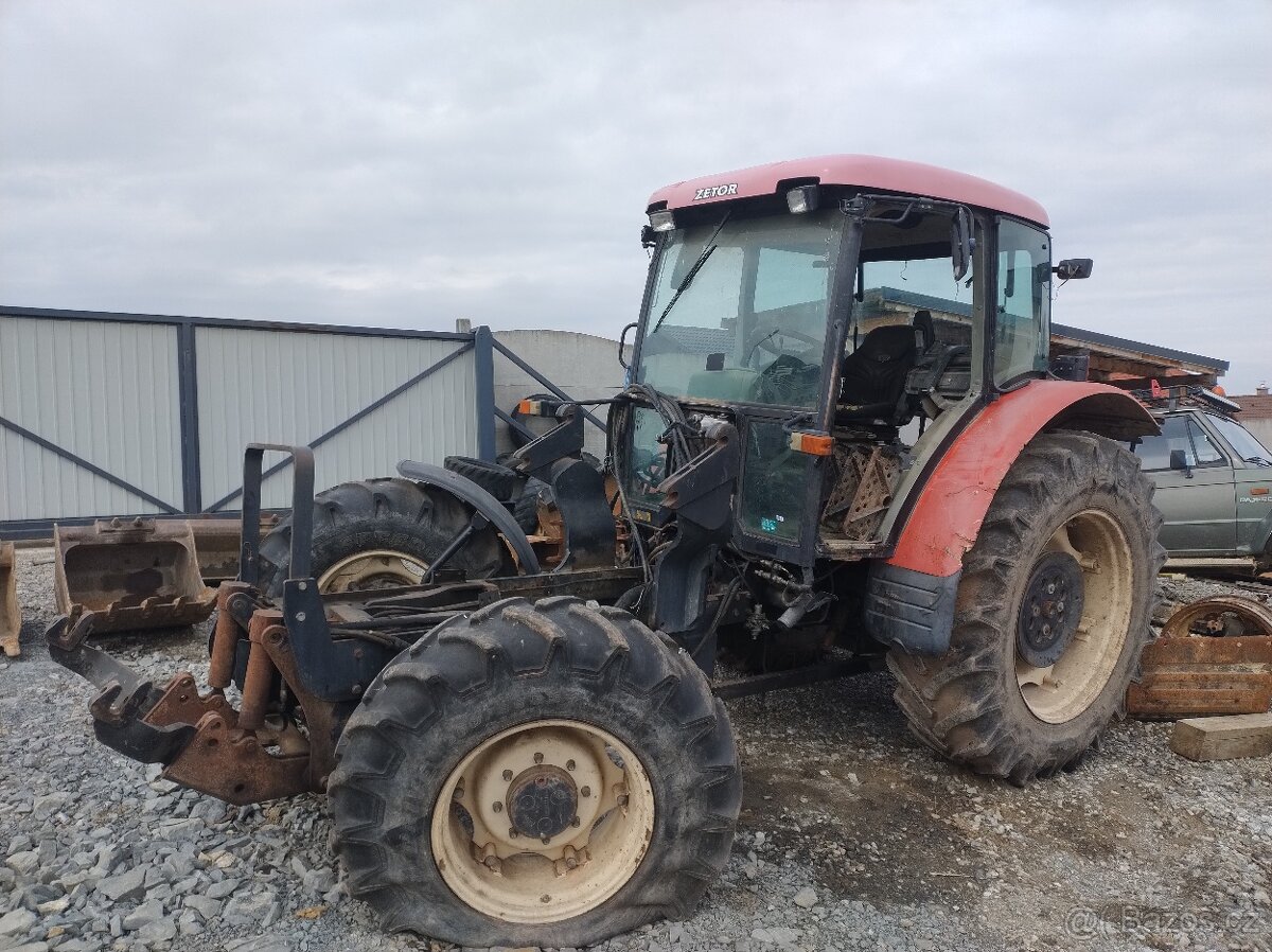 Rozpredám Zetor forterra