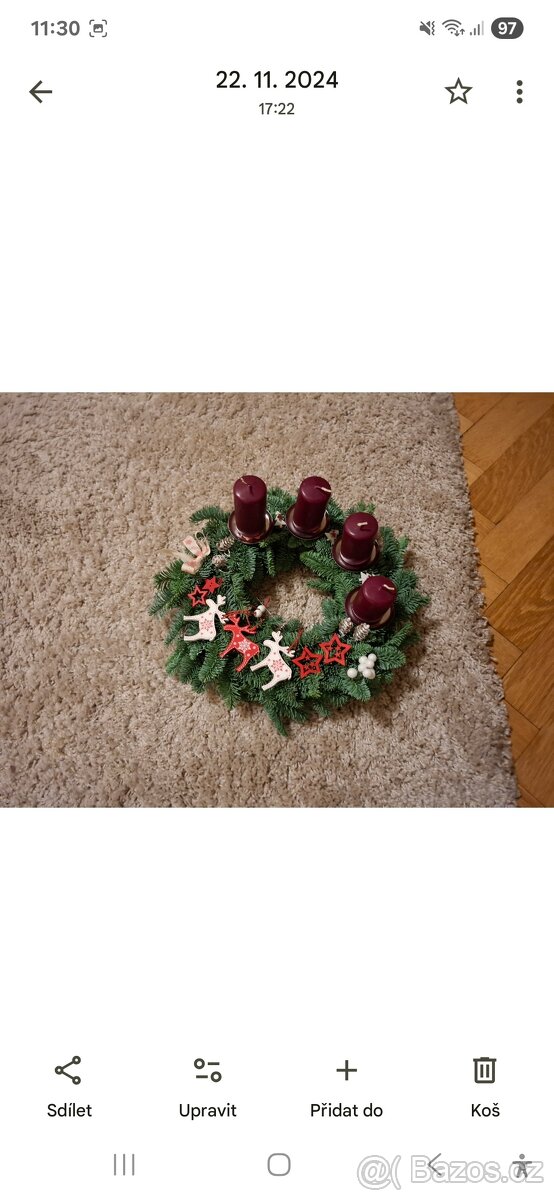 Adventní věnec se sobem