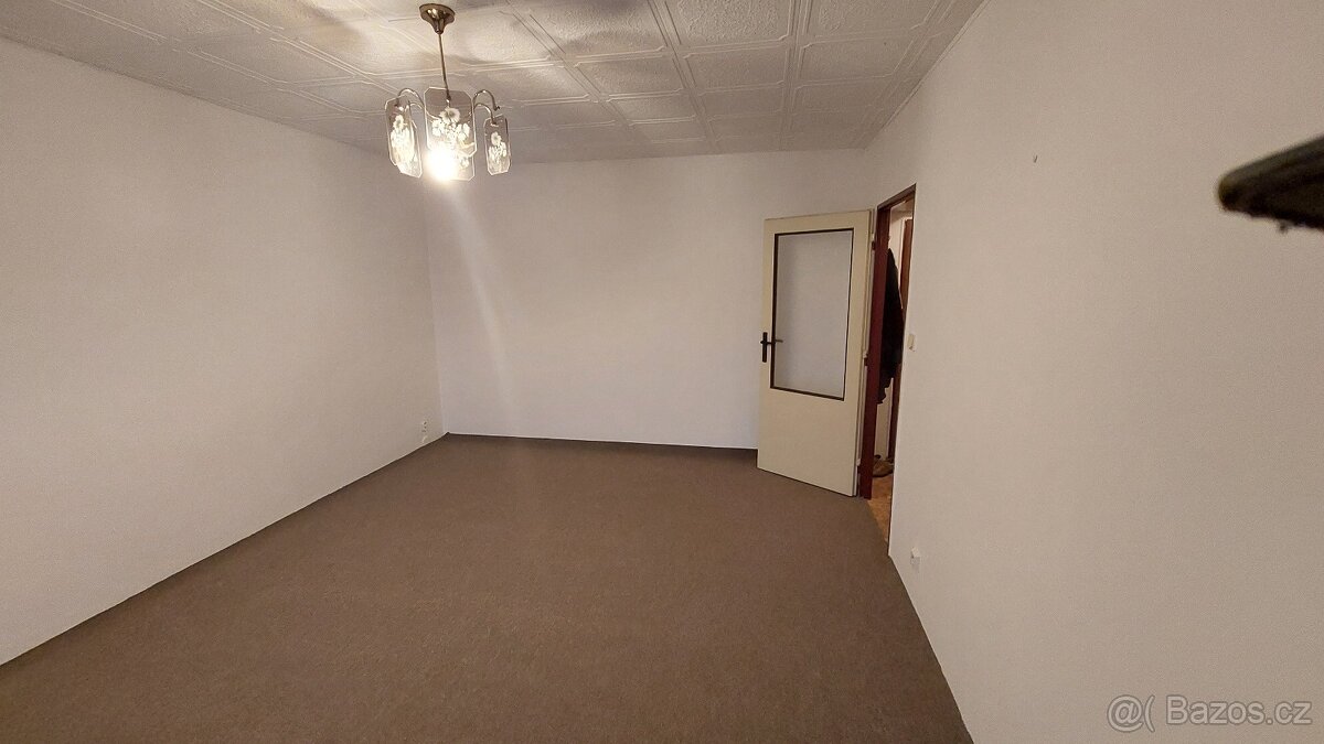 Pronájem bytu 1+kk HK