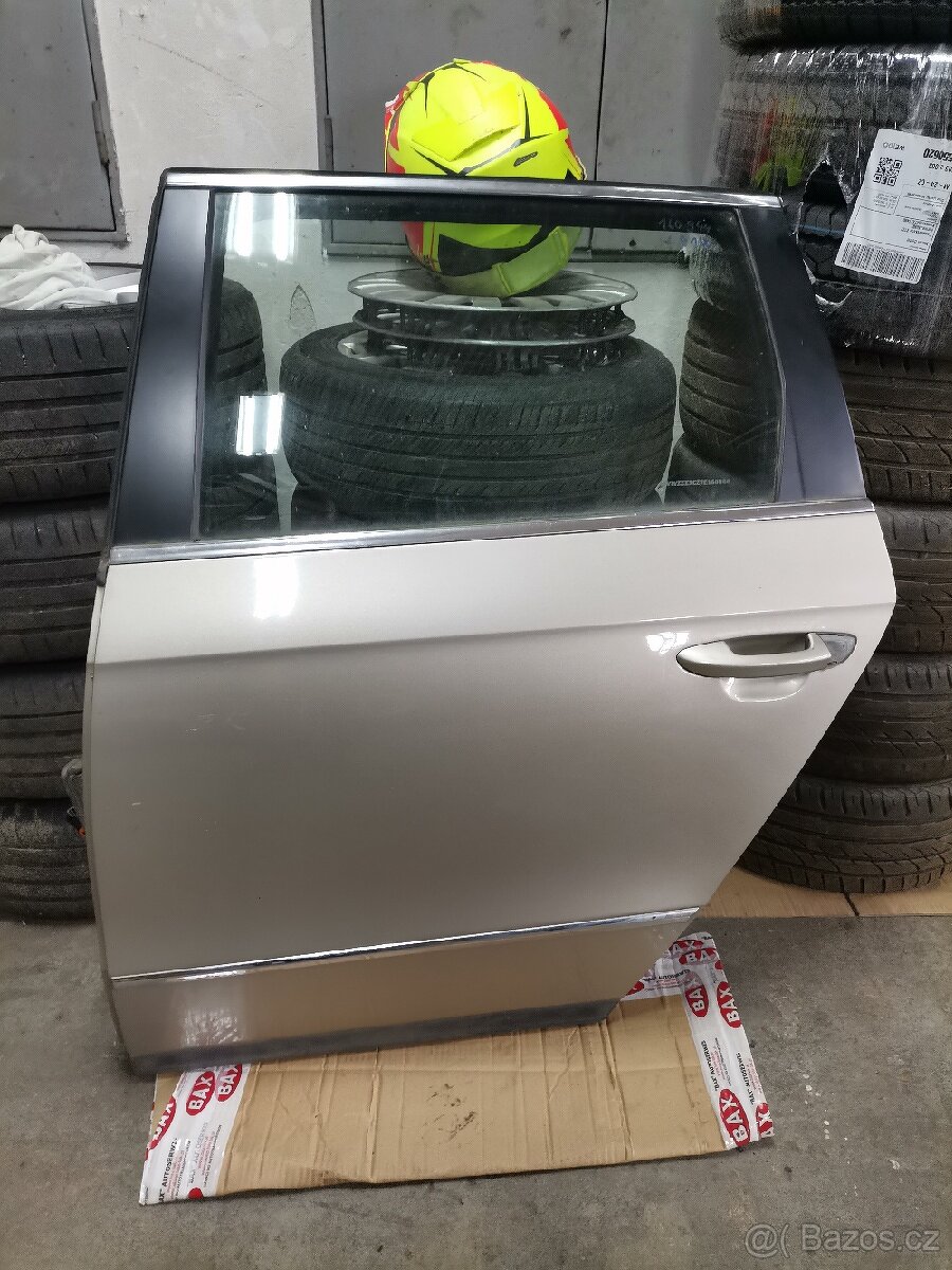 VW Passat B6 combi zlatá LD1W LZ dveře