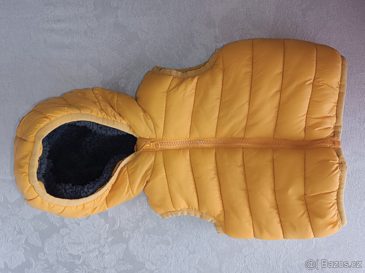 vesta velikosti 68 / 3 měsíce