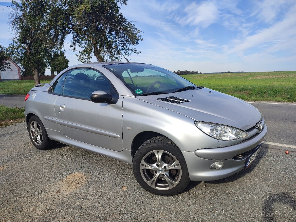 Peugeot 206 CC 1,6i 2001