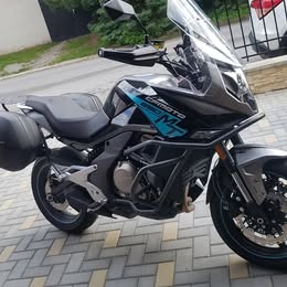 CF Moto 650MT