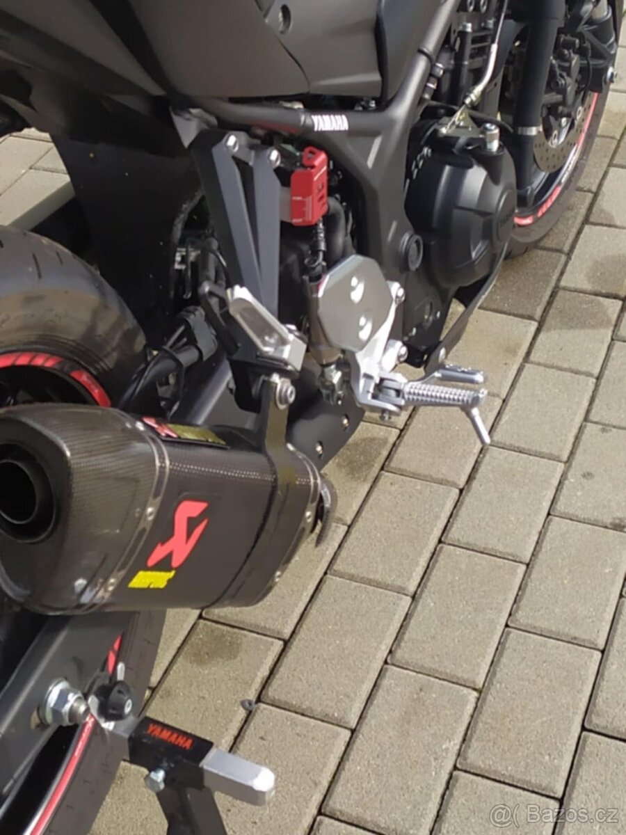 YAMAHA MT 03