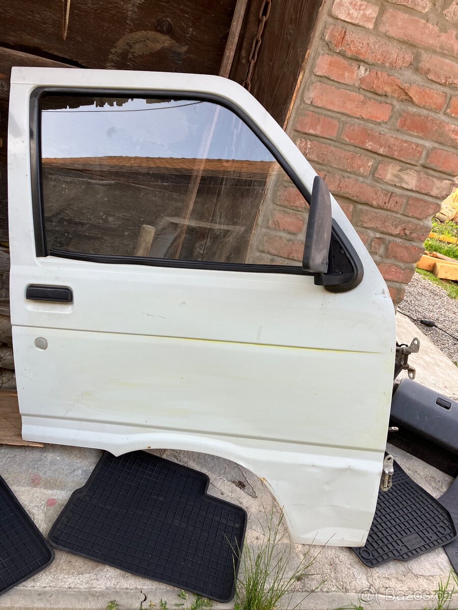 Piaggio Porter, Daihatsu Hijet
